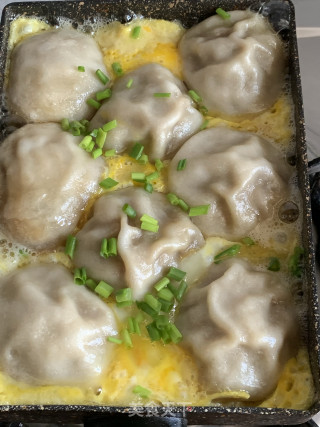 蛋抱灌汤小笼包的做法