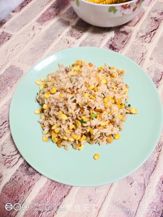 韭菜玉米肉末炒饭