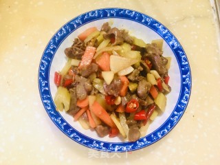 泡菜炒鸡杂的做法