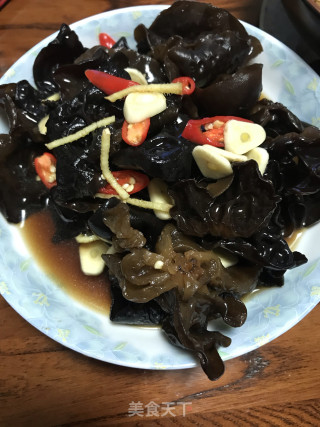 凉拌木耳的做法