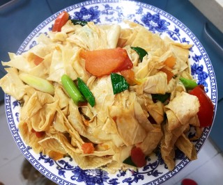 土豆家～～宝最爱【豆皮西红柿】的做法