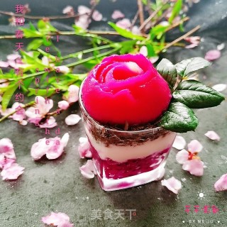 火龙果酸奶杯的做法