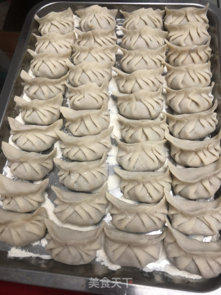 猪肉马蹄馅饺子的做法