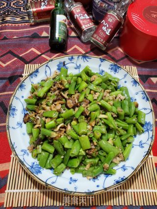 香菇肉末炒四季豆的做法