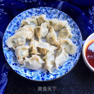 韭菜鸡蛋水饺的做法