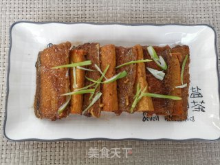 带鱼炖豆腐的做法