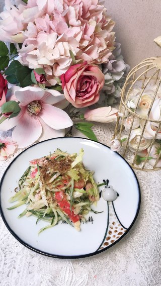 金枪鱼蔬菜沙拉的做法