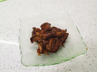 家庭自制麻辣卤鸭锁骨的做法