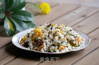 香椿炒饭的做法