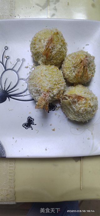 土豆虾仁球的做法