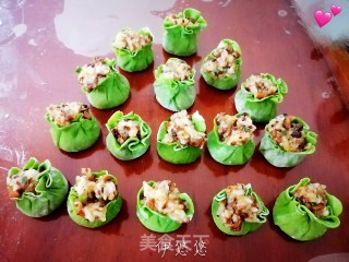 菠菜烧卖。的做法