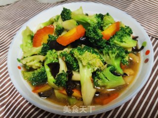 蒜香西兰花的做法