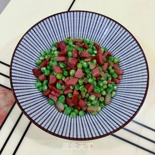 青豆炒二刀腊肉的做法