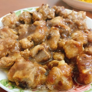 酸梅排骨的做法