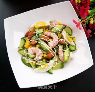 牛油果虾仁沙拉的做法