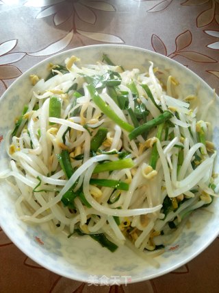 韭菜炒豆芽的做法