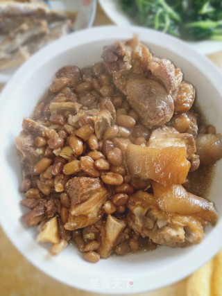 花生猪脚的做法