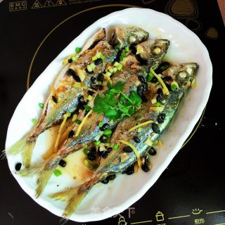 蒸池鱼的做法