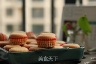 迷你酸奶烫面戚风杯子蛋糕的做法