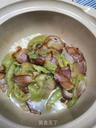 砂锅茄子腊肉炖豆腐的做法