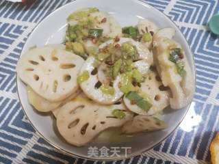 葱油藕片的做法