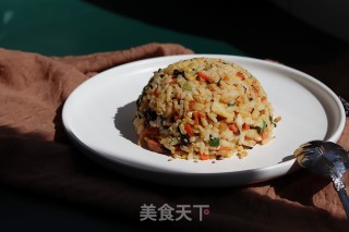 五彩缤纷蛋炒饭的做法