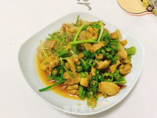青椒炒鸡块的做法