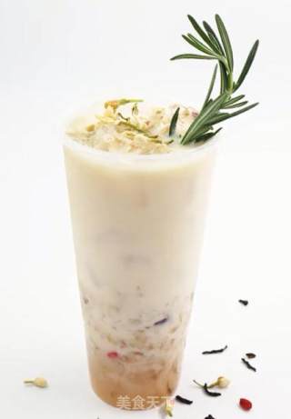 茉莉银耳奶茶的做法
