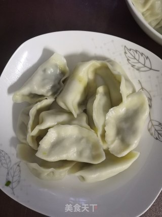 韭菜鸡蛋饺的做法