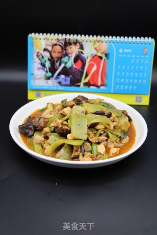 莴笋炒鸡肉的做法