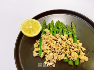 芦笋鸡肉花的做法