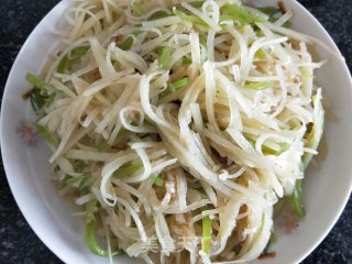 青椒土豆丝的做法