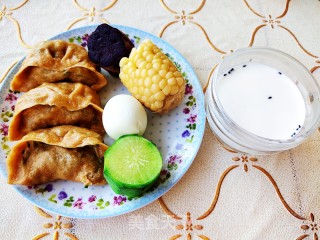 全麦韭菜鸡蛋蒸饺的做法