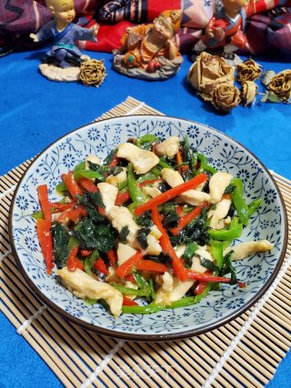 紫苏辣椒炒鸡丝的做法