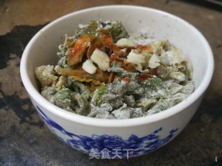 芹叶麦饭的做法