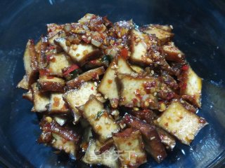 麻辣香干的做法