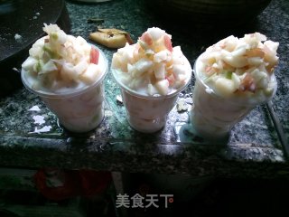 牛奶水果杯的做法