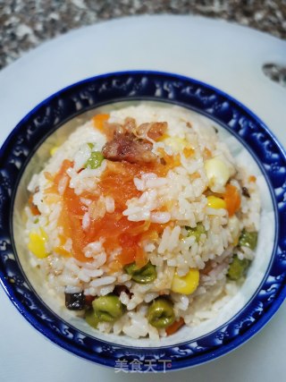 五颜六色腊味饭的做法