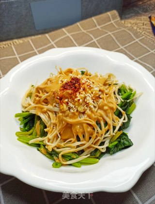 麻酱菠菜金针菇的做法