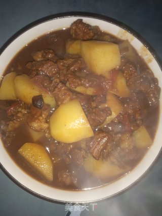 土豆炖牛腩的做法