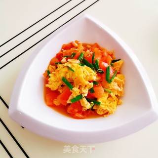 西红柿炒鸡蛋的做法
