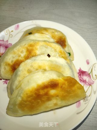 煎韭菜盒子的做法