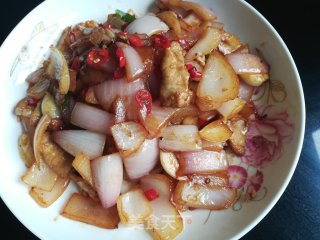 洋葱炒肉的做法