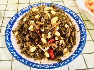 雪里蕻炒黄豆的做法