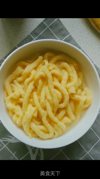 如何做好宝宝辅食？营养又简单的三文鱼面线，完美！的做法