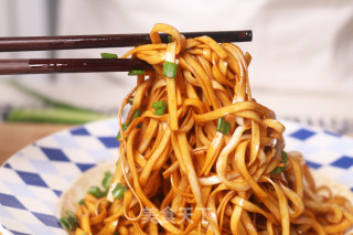 葱油拌面的做法