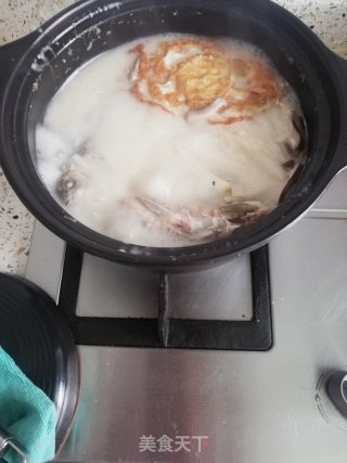 网红奶白鲫鱼汤的做法
