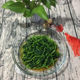 凉拌蕃薯叶的做法