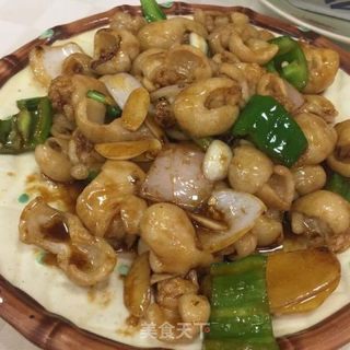 尖椒洋葱炒大肠的做法