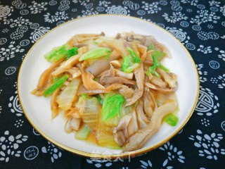 白菜炒鲜蘑的做法